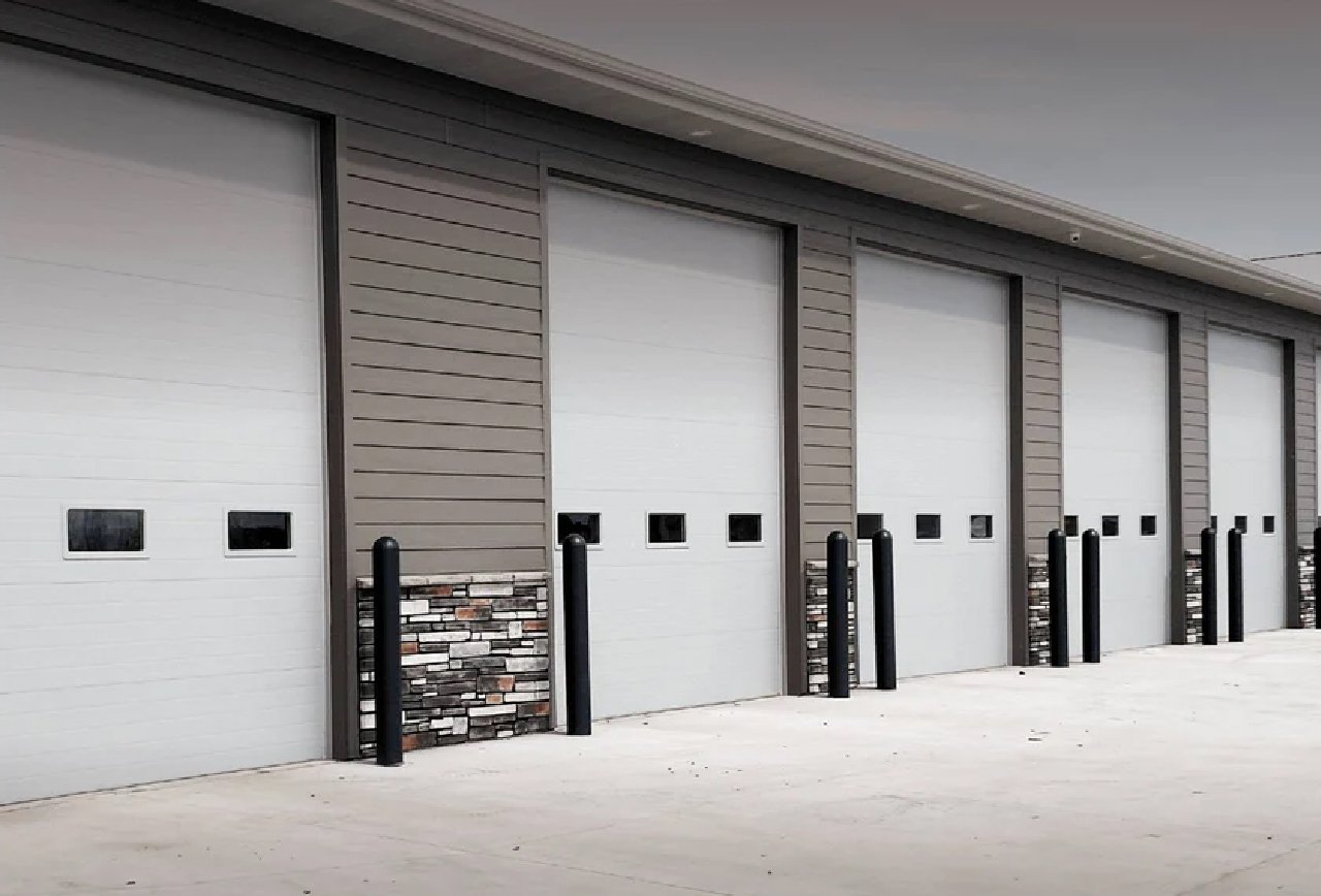 Commercial garage doors Chicago