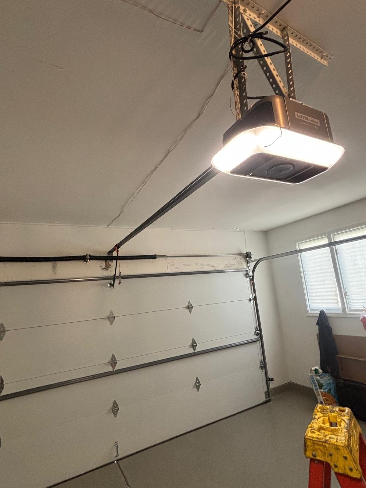 AL Garage Doors technician providing garage door service in Libertyville IL